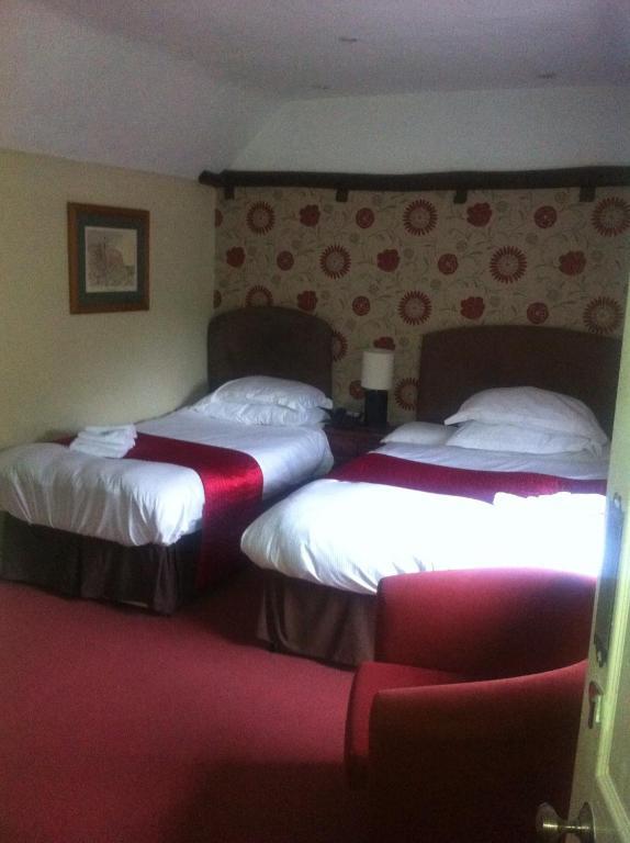 Harmondsworth Hall Guest House West Drayton  Bilik gambar