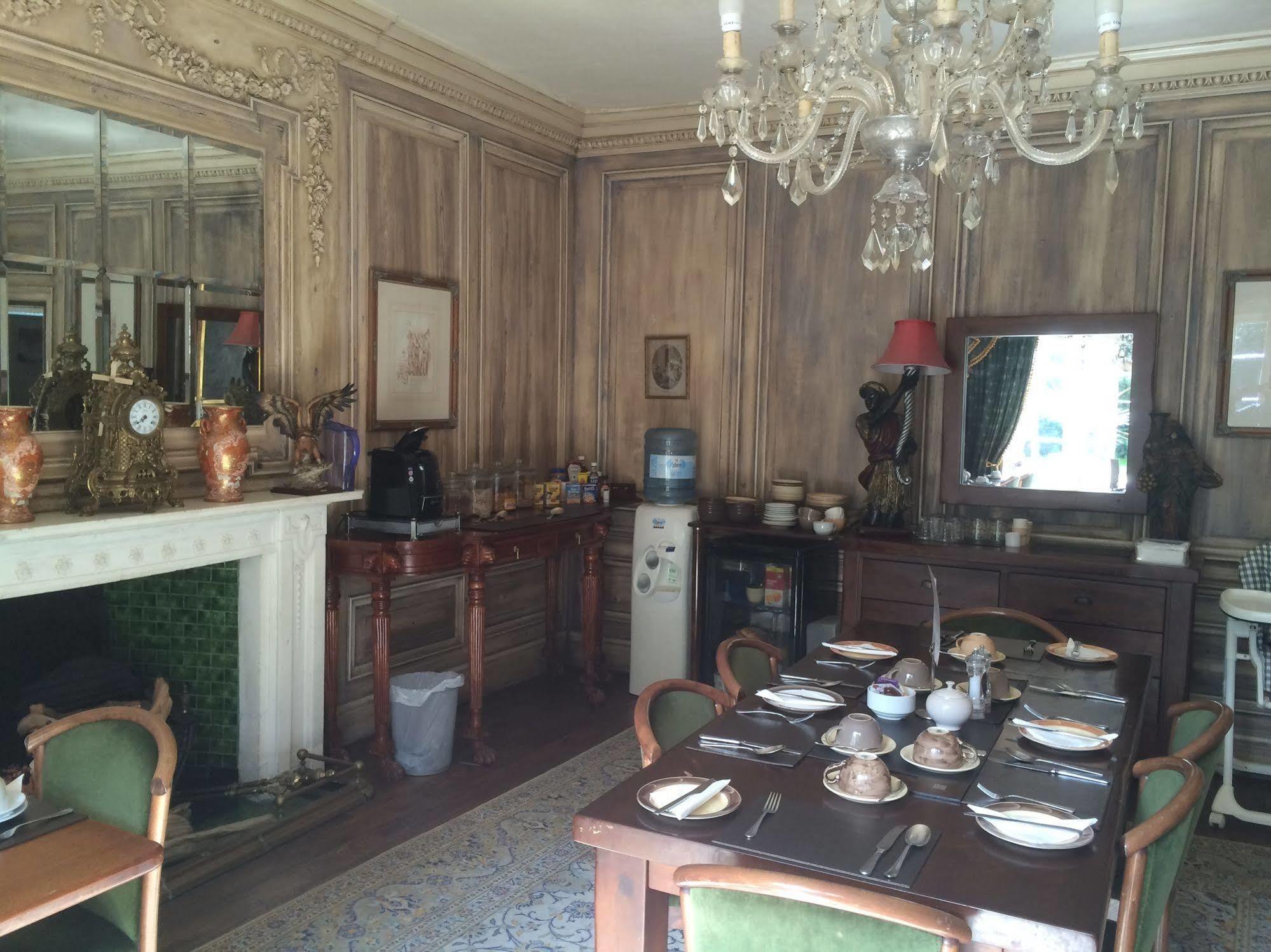 Harmondsworth Hall Guest House West Drayton  Luaran gambar